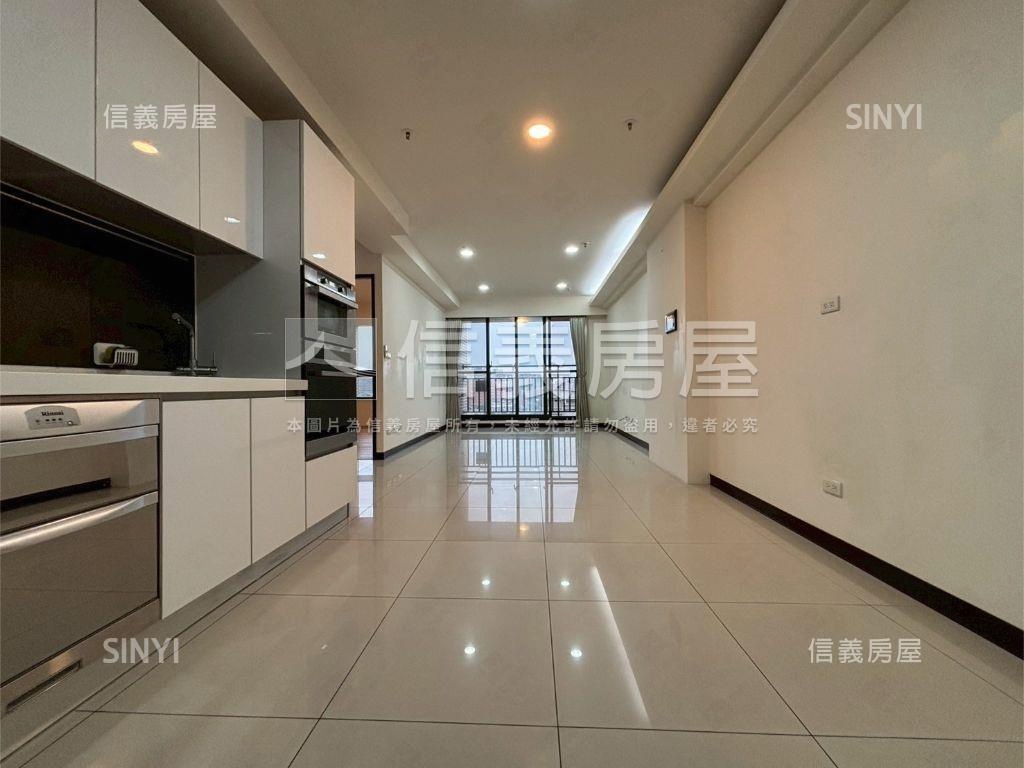 綠豐華次頂樓大兩房車位房屋室內格局與周邊環境