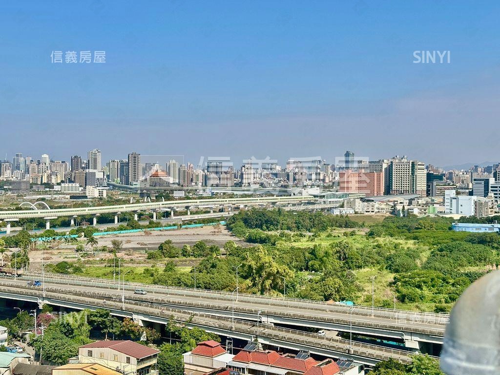 綠豐華次頂樓大兩房車位房屋室內格局與周邊環境