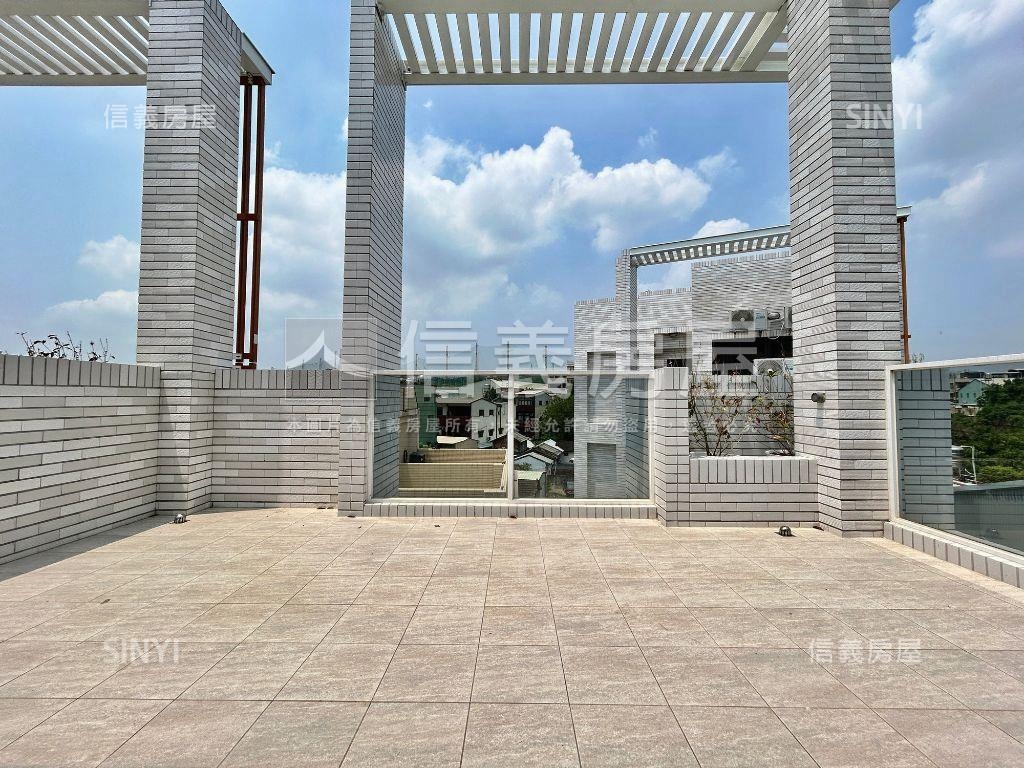 南屯全新未住美透天房屋室內格局與周邊環境