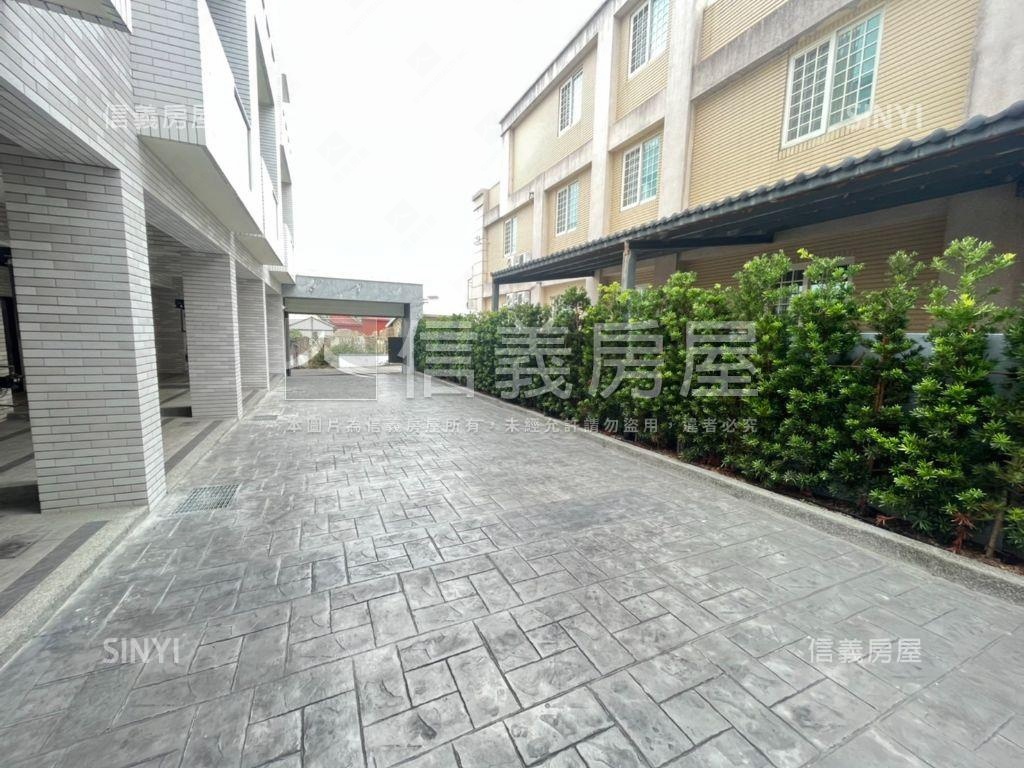 南屯全新未住美透天房屋室內格局與周邊環境