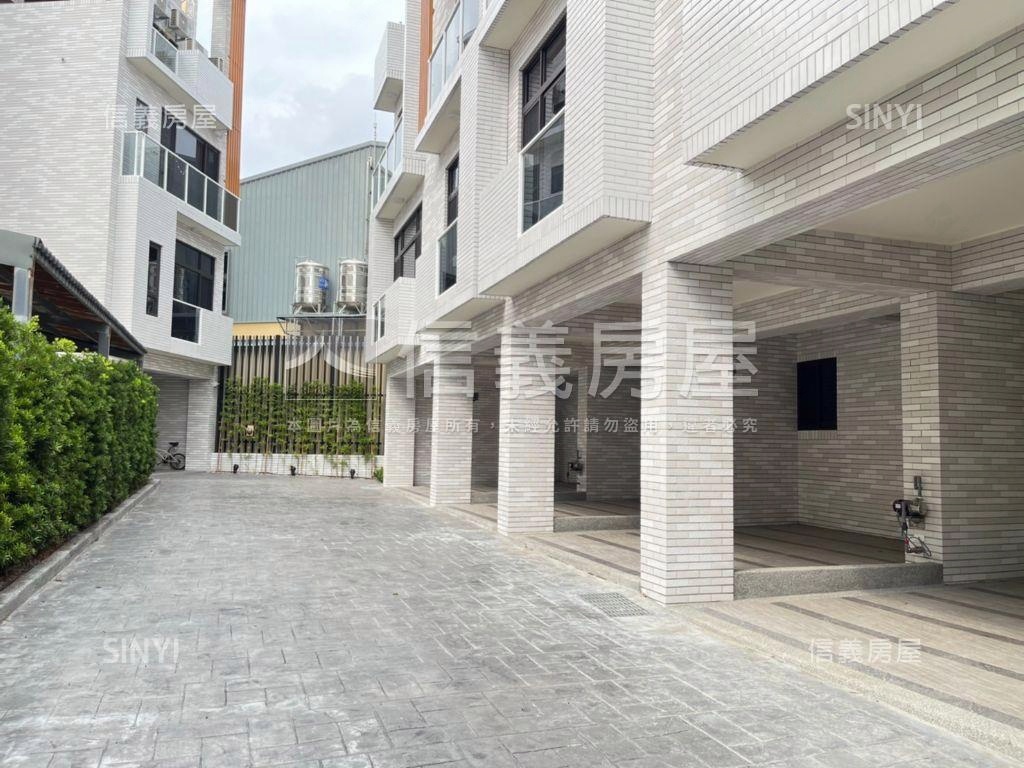 南屯全新未住美透天房屋室內格局與周邊環境