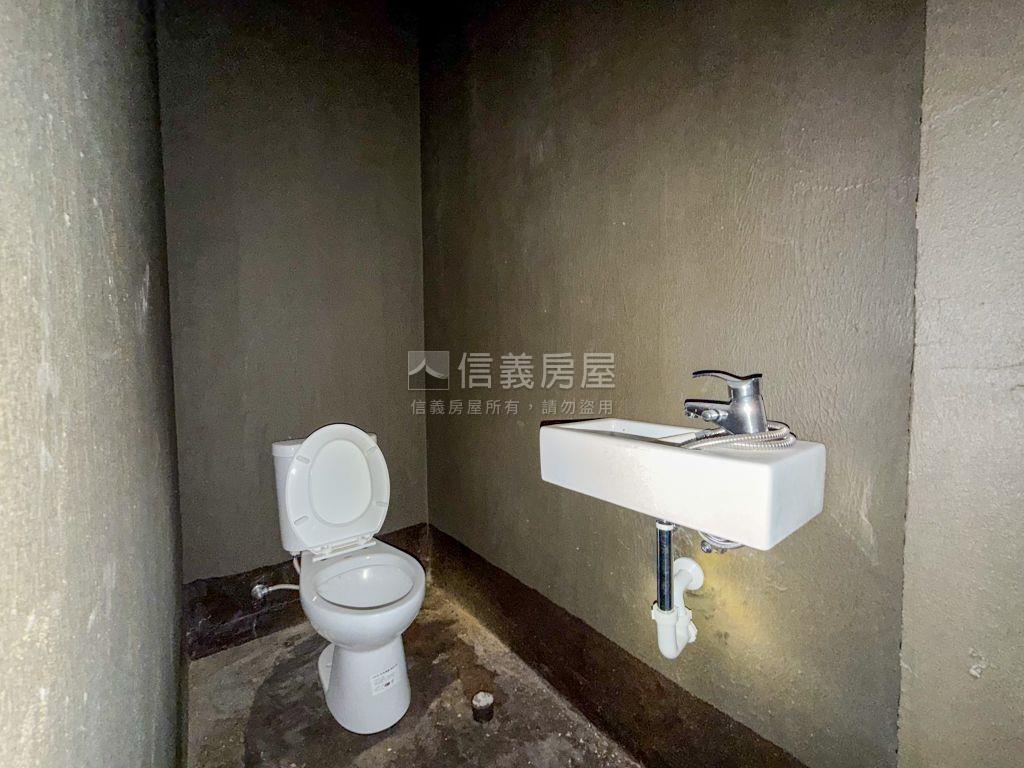 遠雄ＴｈｅＯＮＥ豪邸房屋室內格局與周邊環境