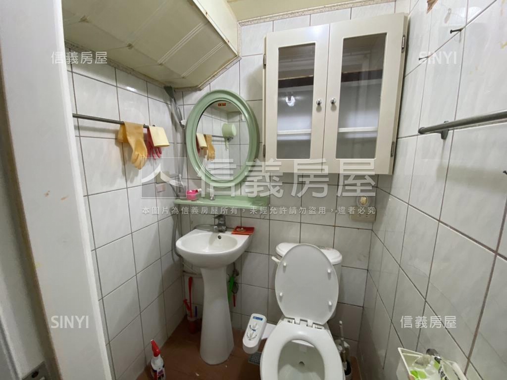文心街近公園黃金樓店房屋室內格局與周邊環境