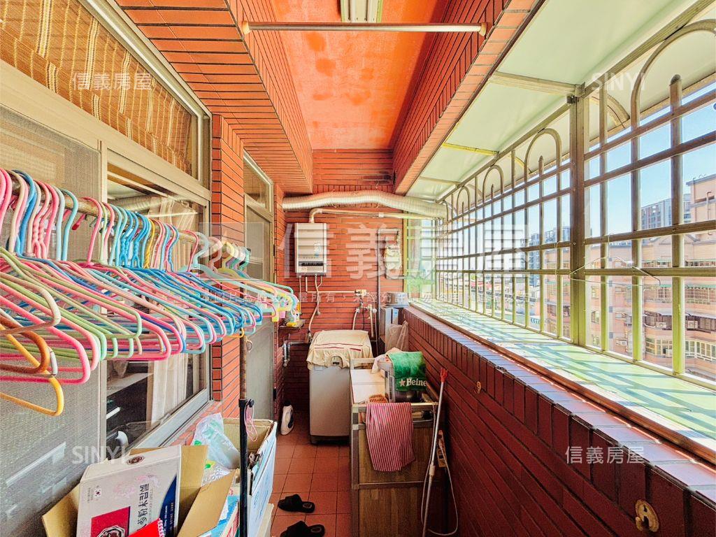 近捷運都會公園大空間三房房屋室內格局與周邊環境