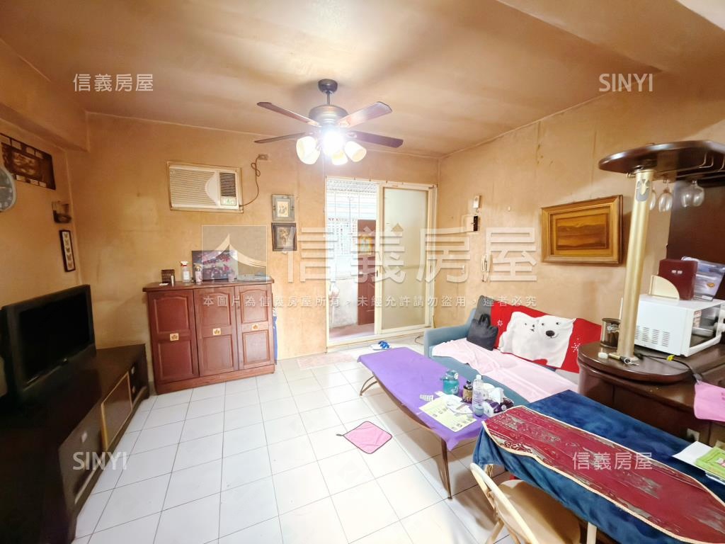 板橋忠孝路公寓三樓房屋室內格局與周邊環境