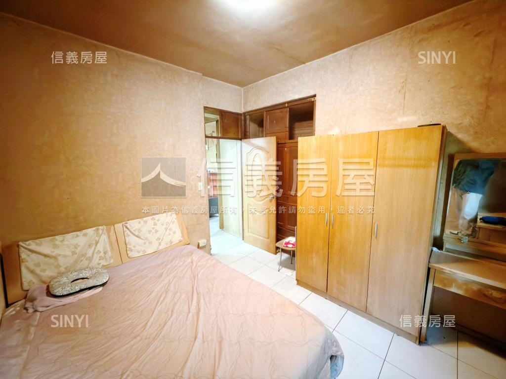 板橋忠孝路公寓三樓房屋室內格局與周邊環境