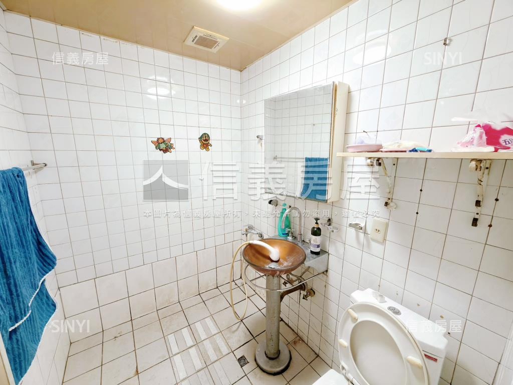 板橋忠孝路公寓三樓房屋室內格局與周邊環境