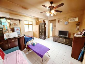 板橋忠孝路公寓三樓