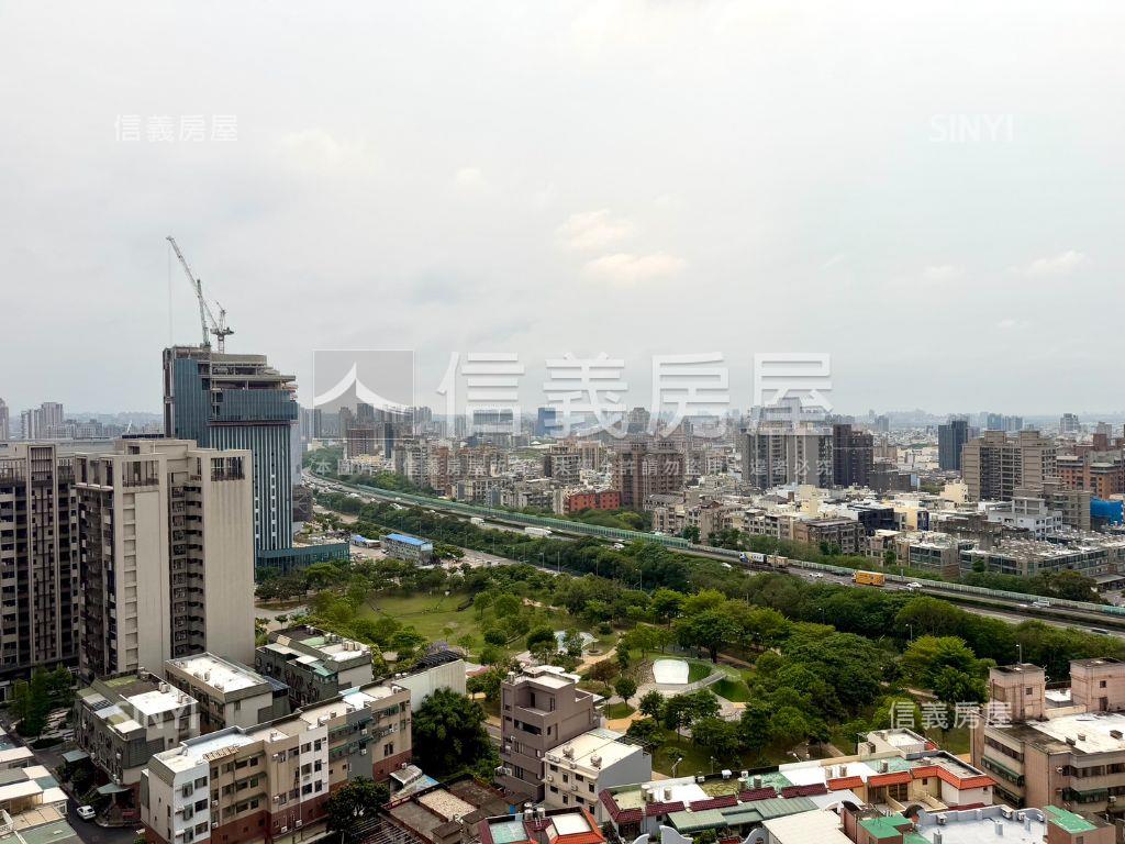 世紀城｜高樓視野大兩房房屋室內格局與周邊環境