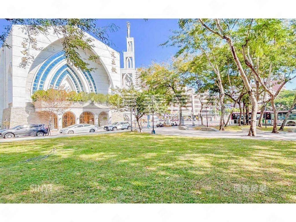 四面採光獨戶重新整理三房房屋室內格局與周邊環境