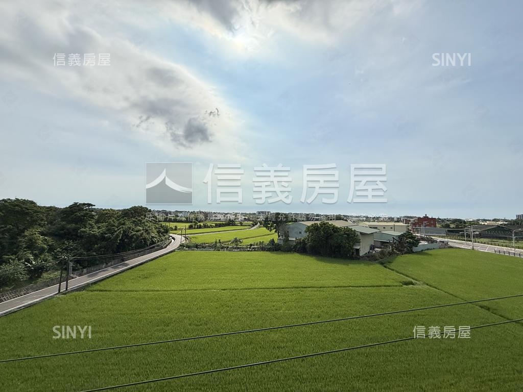 中壢★近山東國小三房車位房屋室內格局與周邊環境