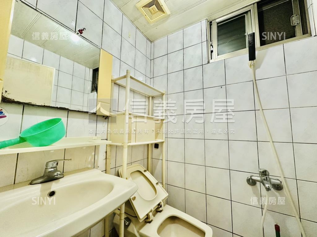 和平公園旁低總價華廈房屋室內格局與周邊環境