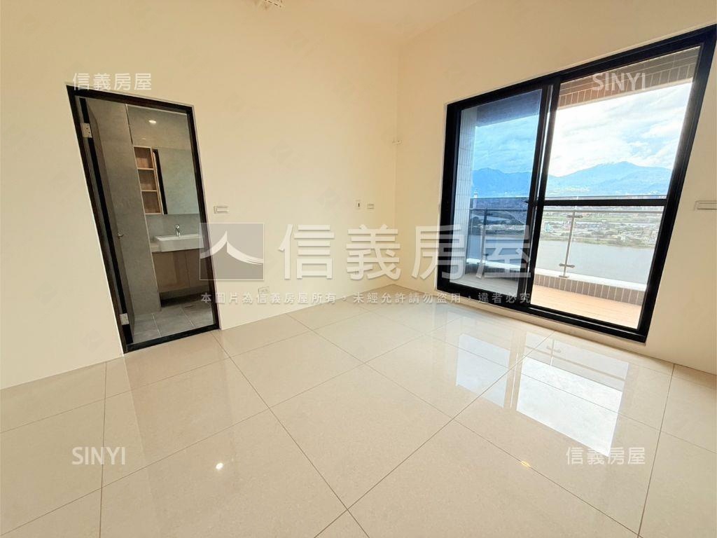 先約看出價談河景宅房屋室內格局與周邊環境