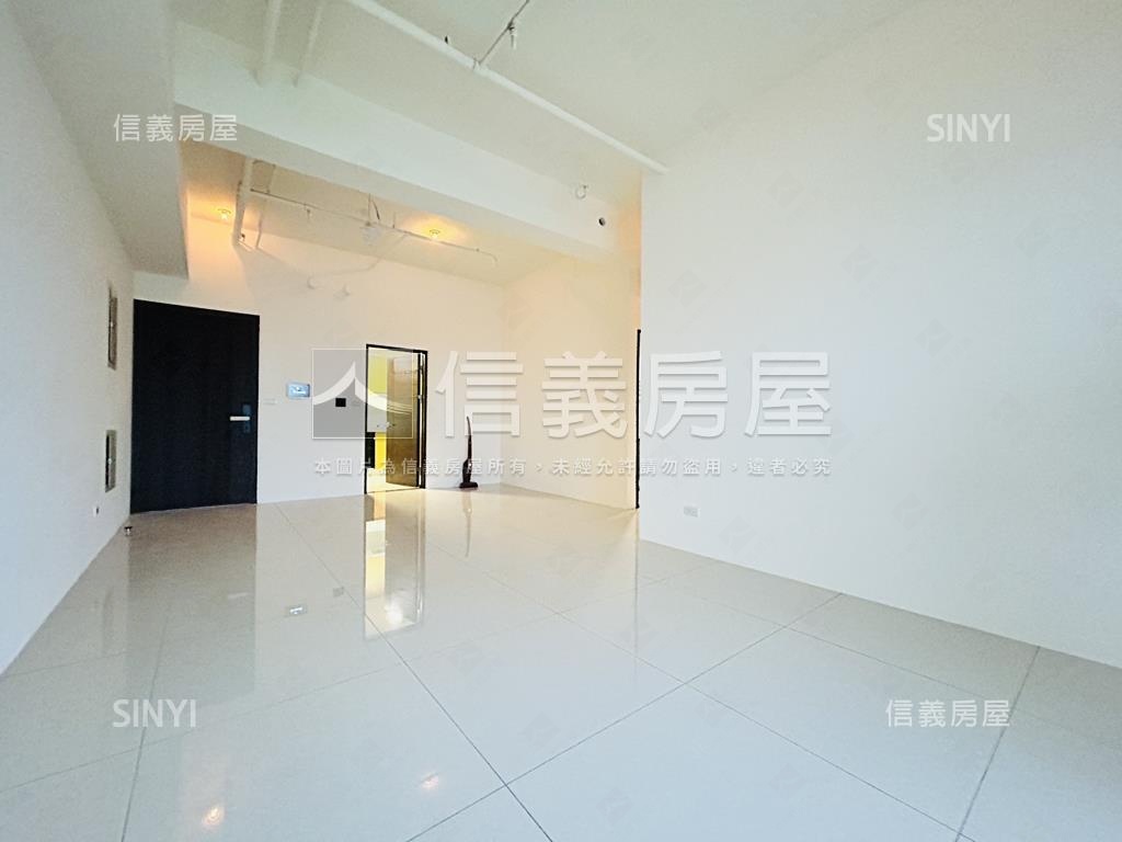 先約看出價談河景宅房屋室內格局與周邊環境
