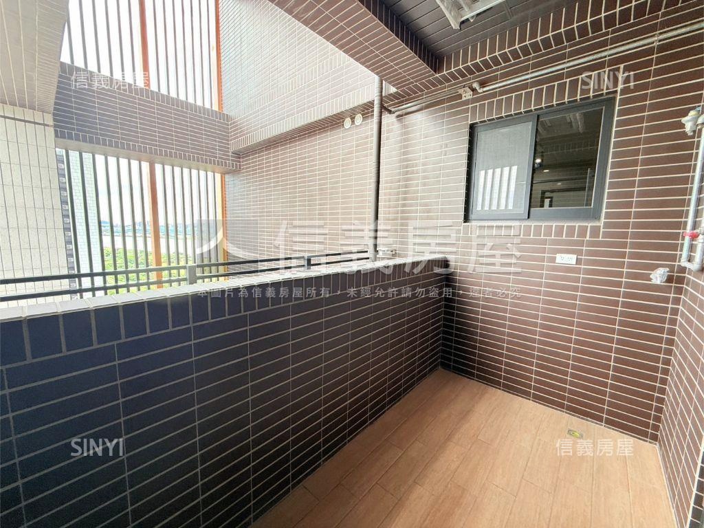 先約看出價談河景宅房屋室內格局與周邊環境