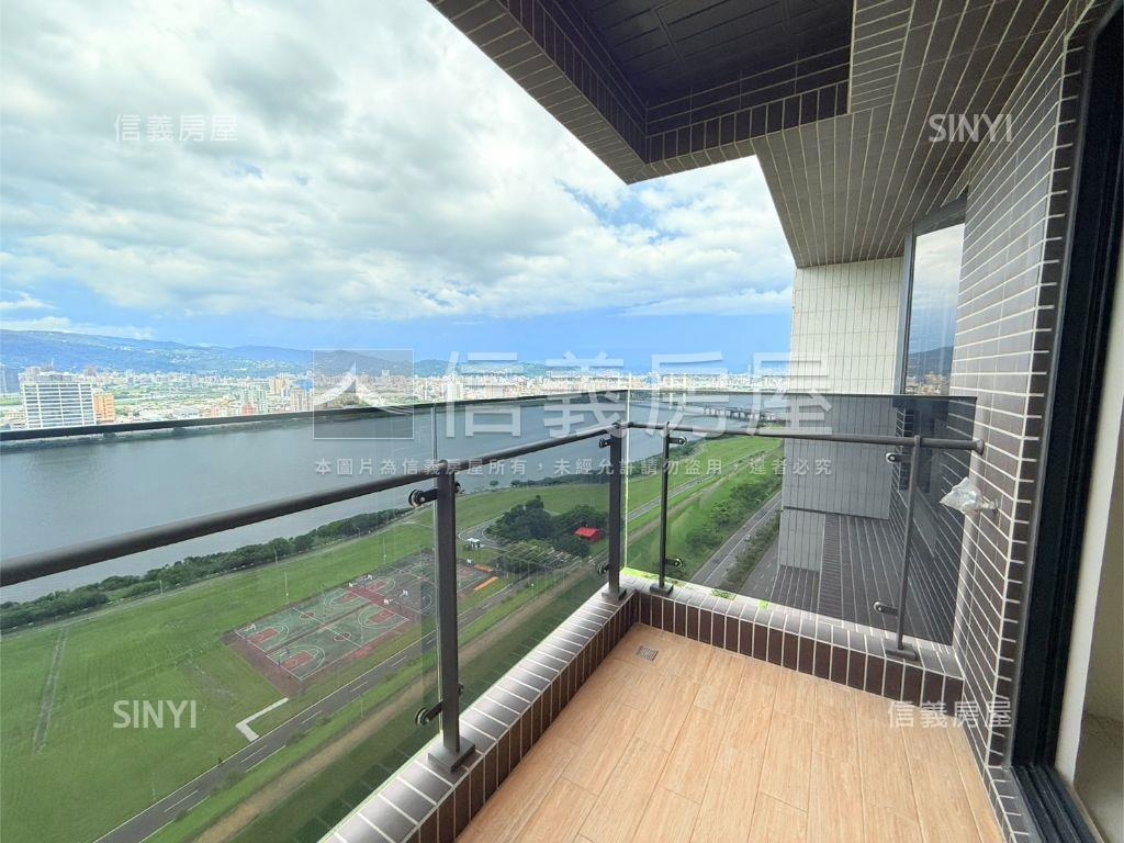 先約看出價談河景宅房屋室內格局與周邊環境