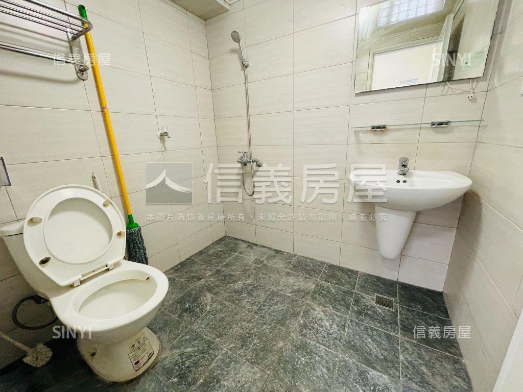 高鐵·重愛商圈採光美套房房屋室內格局與周邊環境