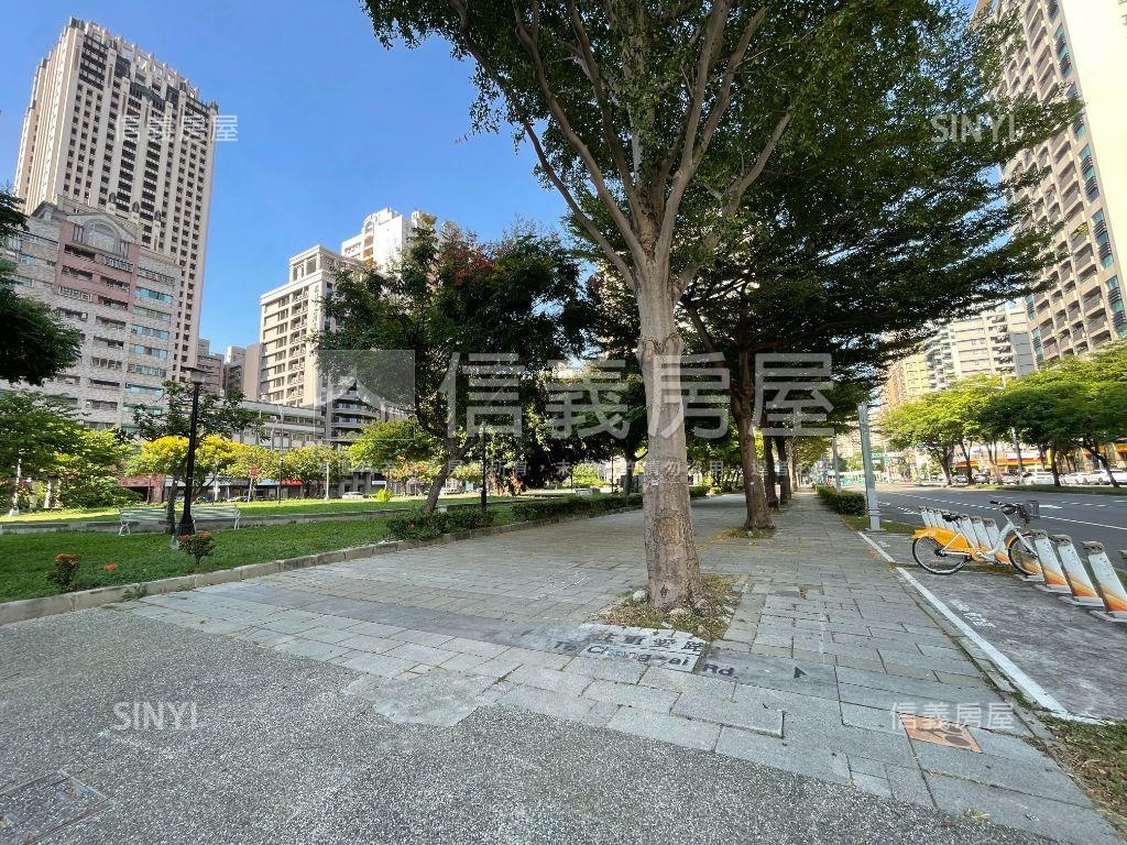 高鐵·重愛商圈採光美套房房屋室內格局與周邊環境