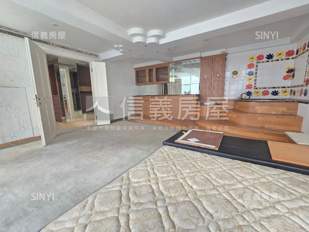 近西市場正興街店住房屋室內格局與周邊環境