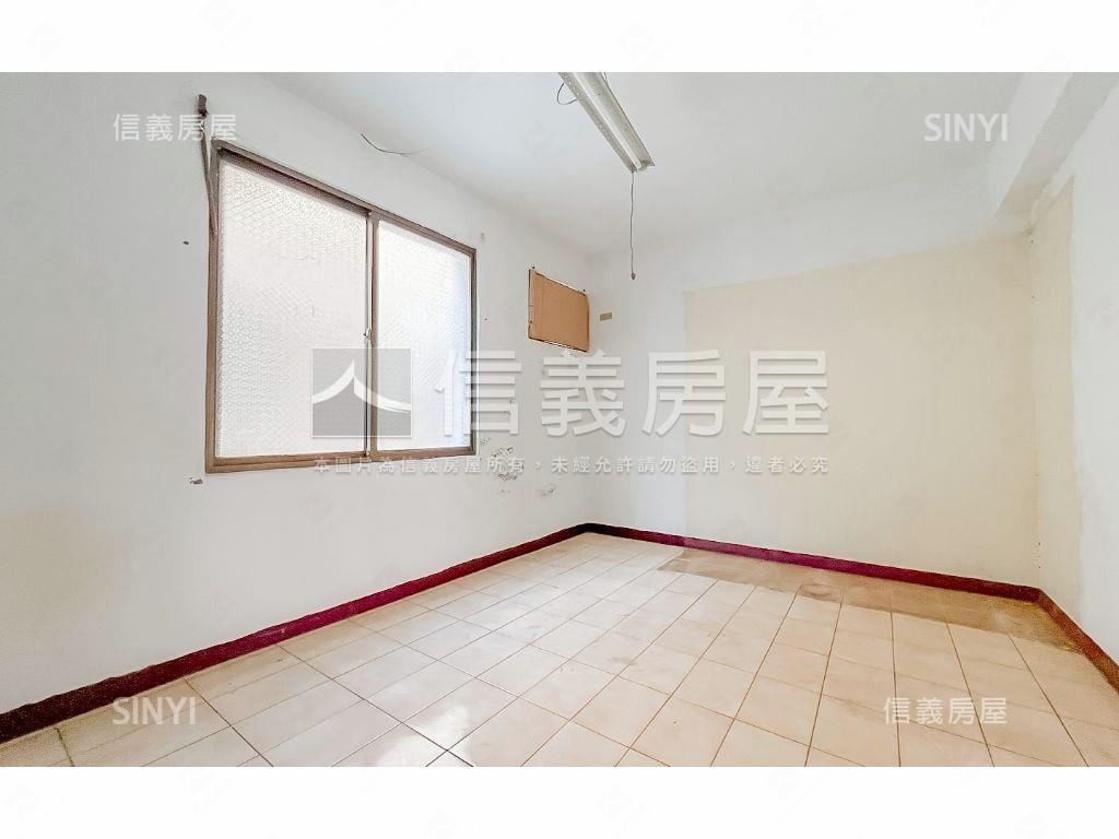 低總價透天宅，需重新整理房屋室內格局與周邊環境