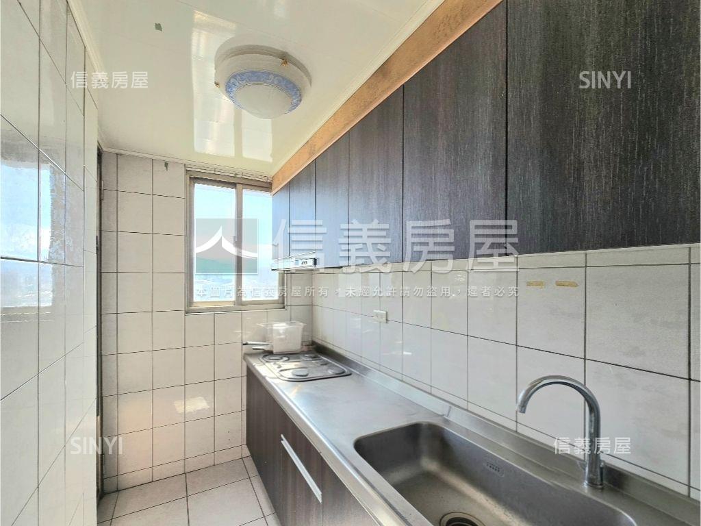 東區｜安居樂業｜３房車位房屋室內格局與周邊環境