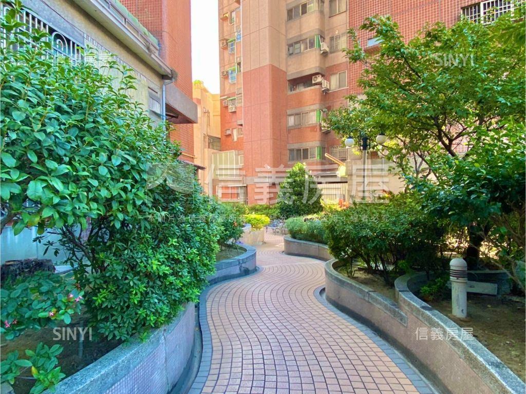 東區｜安居樂業｜３房車位房屋室內格局與周邊環境