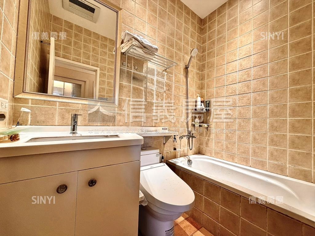 新春裝潢三房質感飛揚房屋室內格局與周邊環境