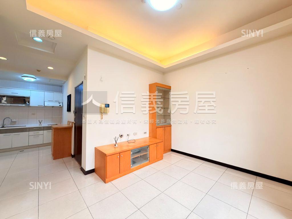 沉醉歐洲經典兩房房屋室內格局與周邊環境