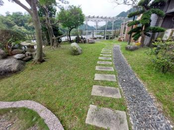 捷運泊金灣＊靜謐庭園