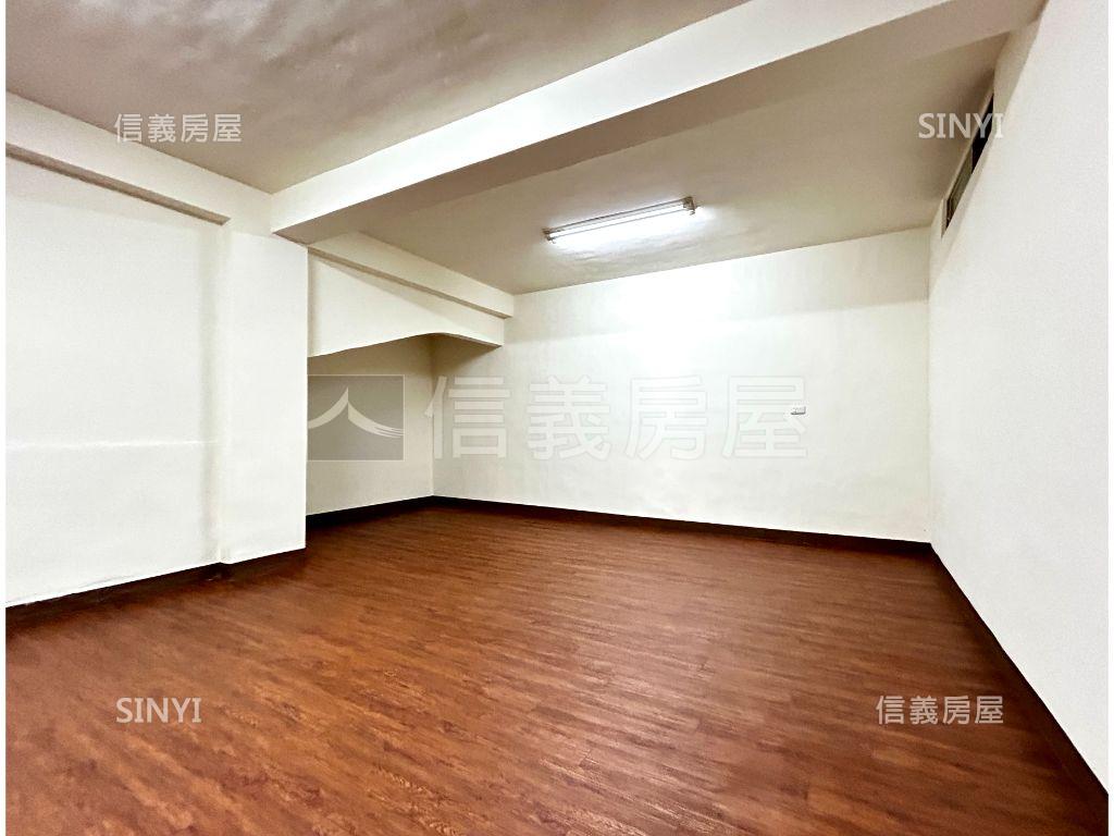 信義國小正街面寬店住房屋室內格局與周邊環境