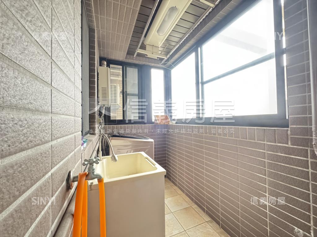 專‧中路紳鄰高樓三房車位房屋室內格局與周邊環境