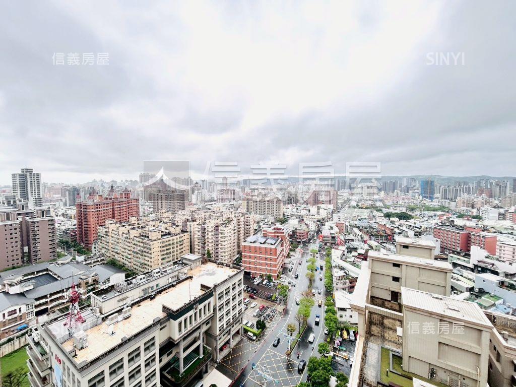 專任中路紳鄰高樓三房車位房屋室內格局與周邊環境