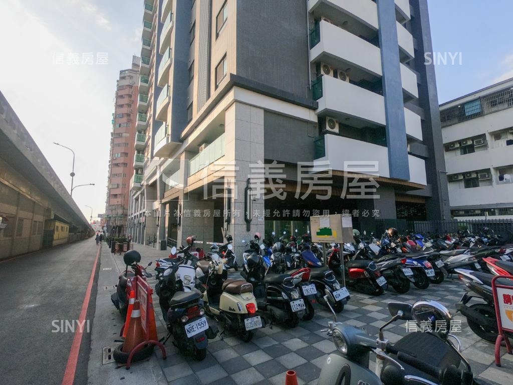 奇美京鑽三房平車房屋室內格局與周邊環境