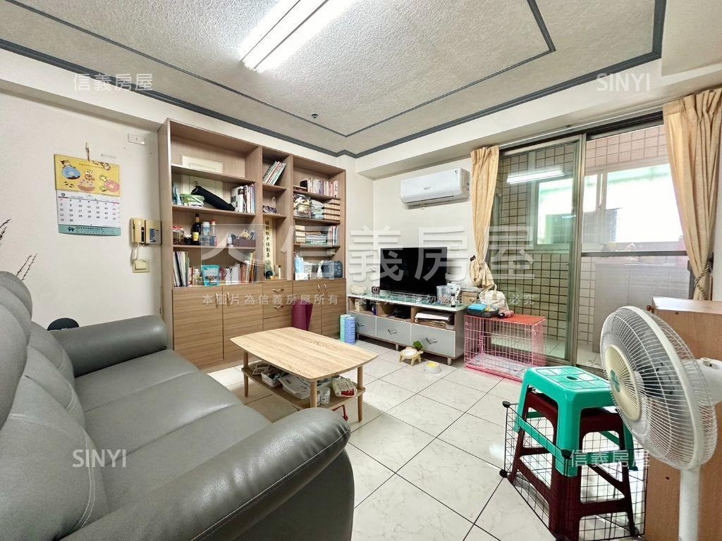 德崙路採光三房車位房屋室內格局與周邊環境