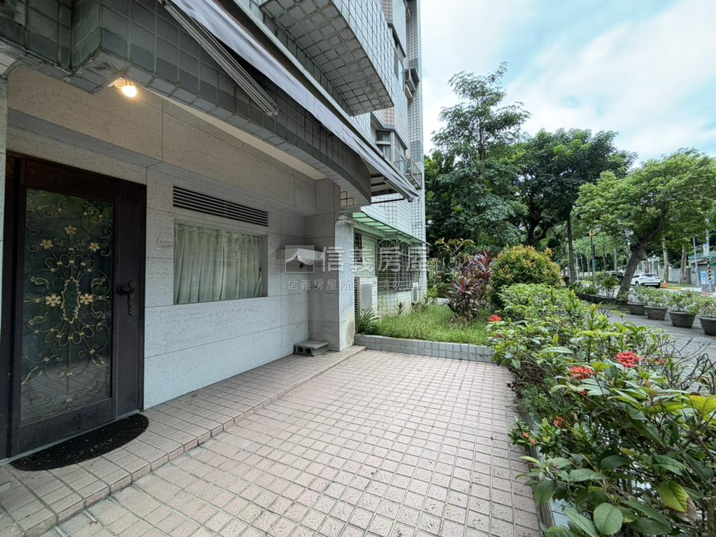 世貿新城－公園邊間讚房屋室內格局與周邊環境