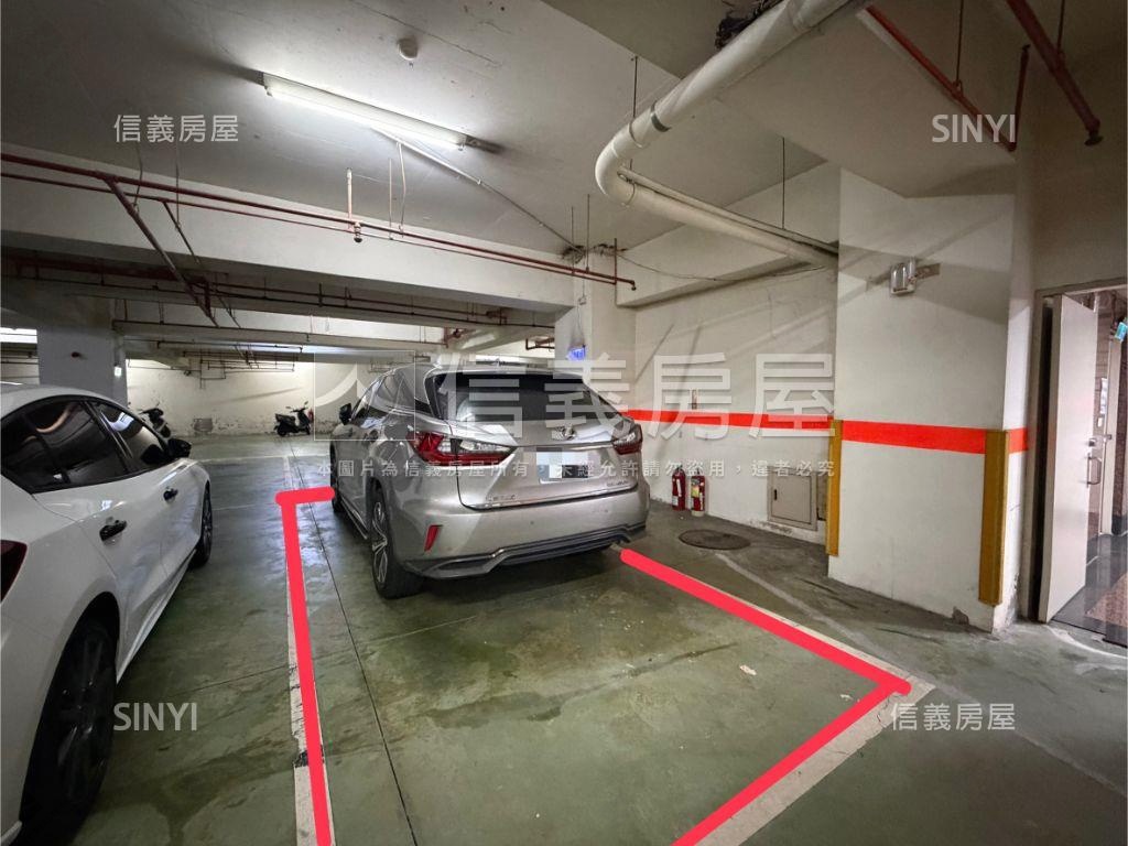 威京坡平大車位房屋室內格局與周邊環境