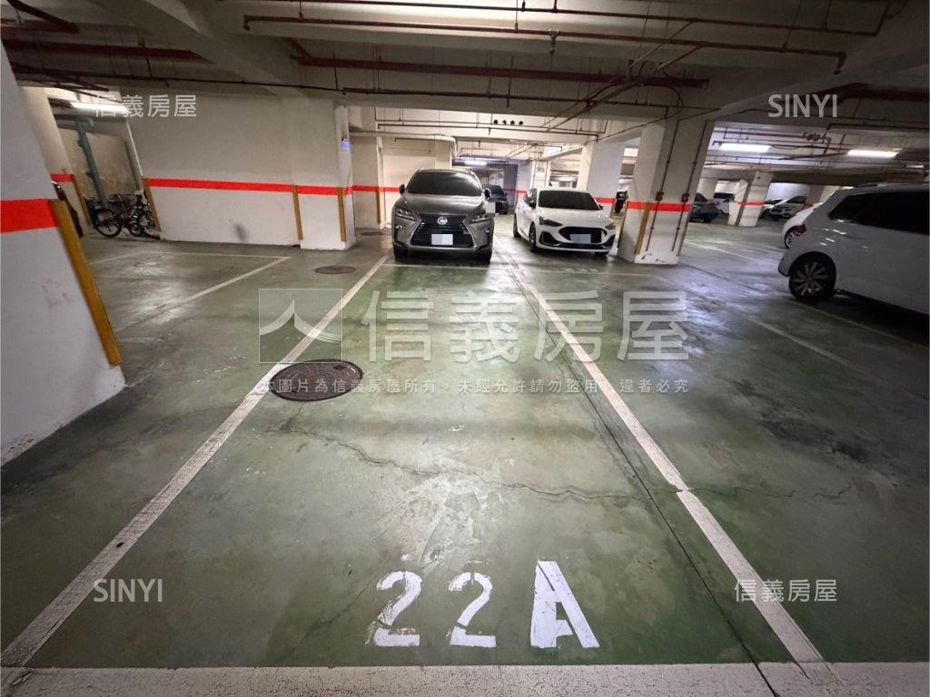 威京坡平大車位房屋室內格局與周邊環境