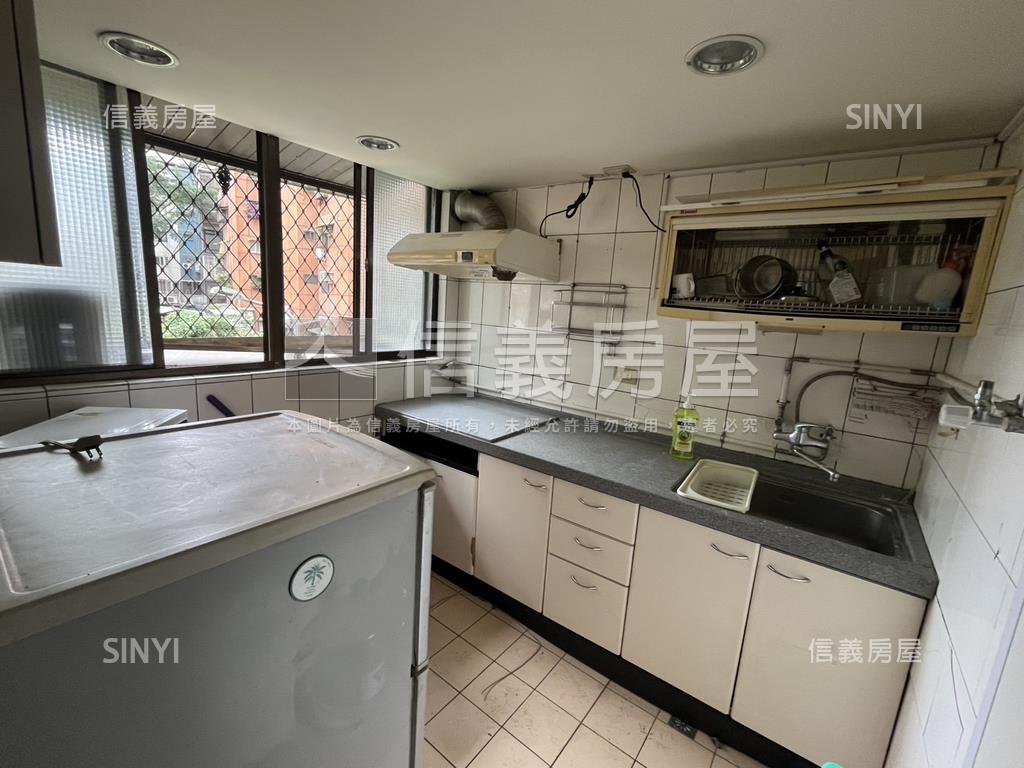 安和遠企綠意盎然美屋房屋室內格局與周邊環境