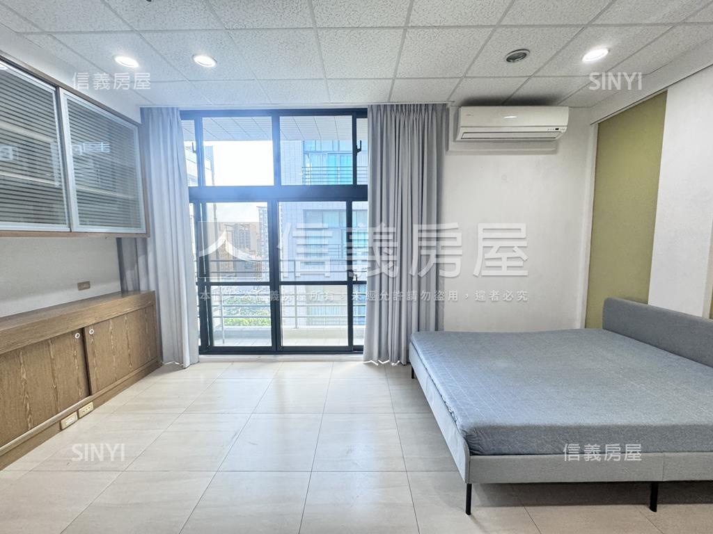 高鐵富翼㊝次頂樓首購美屋房屋室內格局與周邊環境