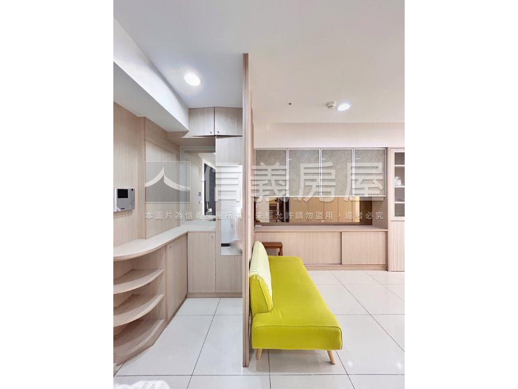 Ａ９中山商圈採光高樓兩房房屋室內格局與周邊環境