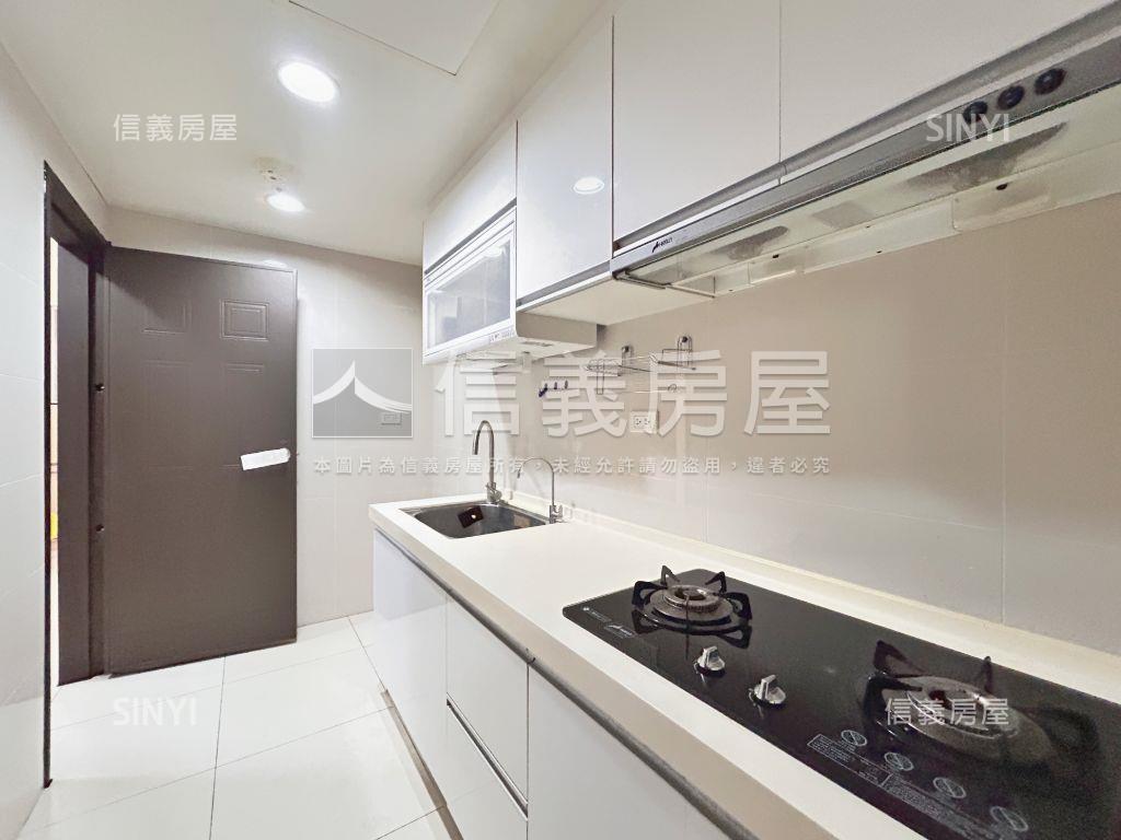 Ａ９中山商圈採光高樓兩房房屋室內格局與周邊環境