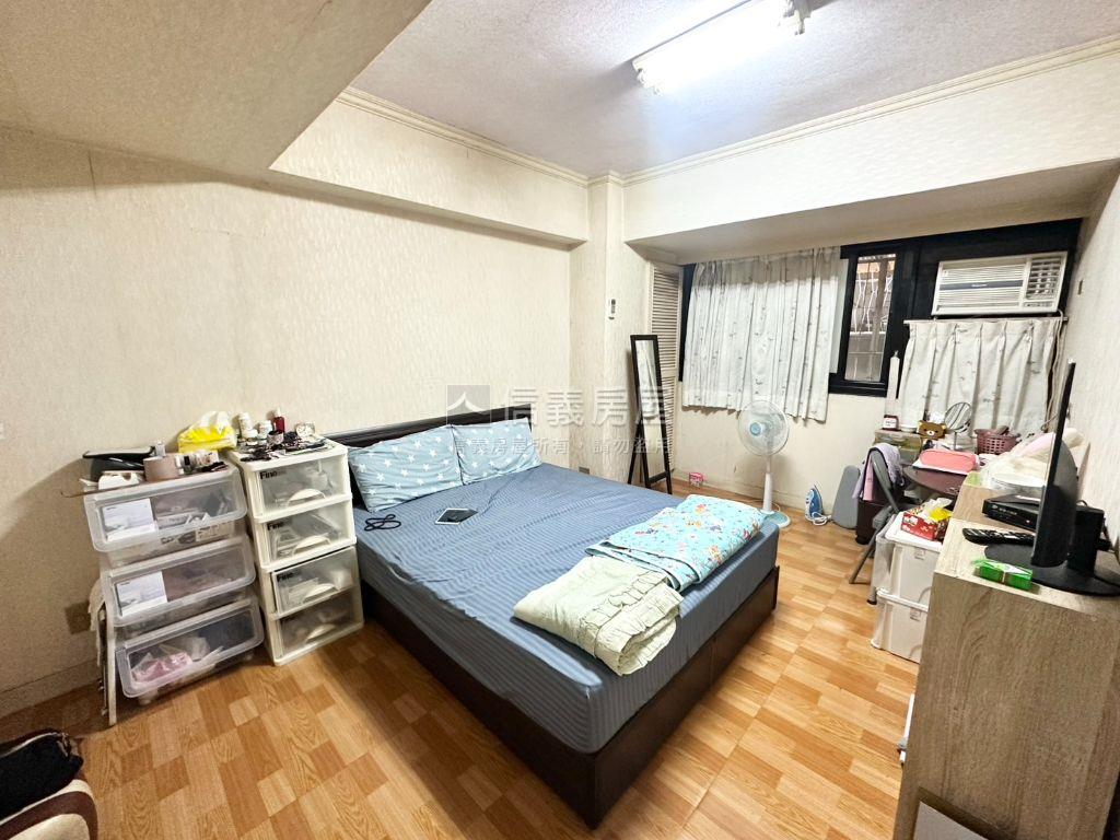 雙城公園靜巷電梯四房房屋室內格局與周邊環境