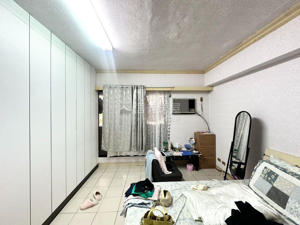 雙城公園靜巷電梯四房房屋室內格局與周邊環境
