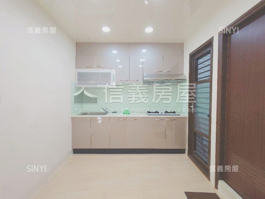 有裝潢近火車站美裝潢三房房屋室內格局與周邊環境
