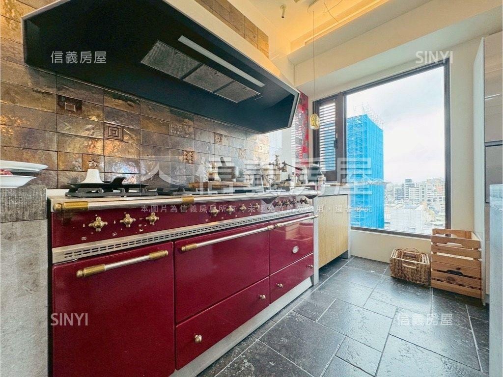 仁愛築綠．國泰ＳＲＣ豪邸房屋室內格局與周邊環境