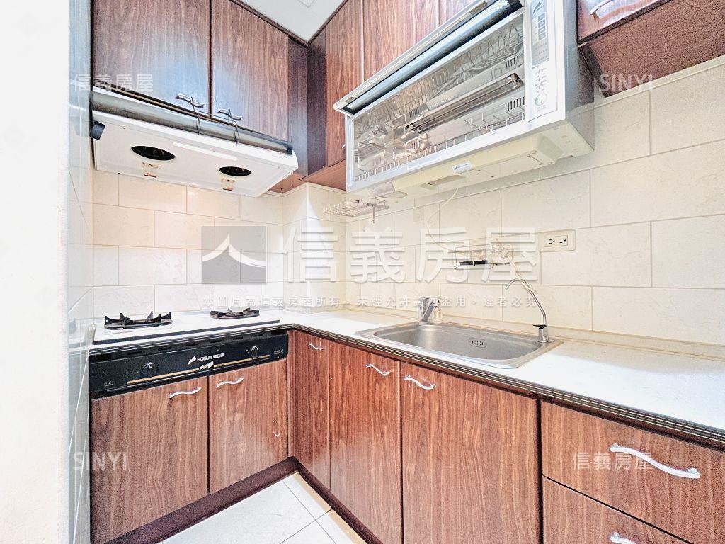 專任椰林書鄉稀有庭院戶房屋室內格局與周邊環境