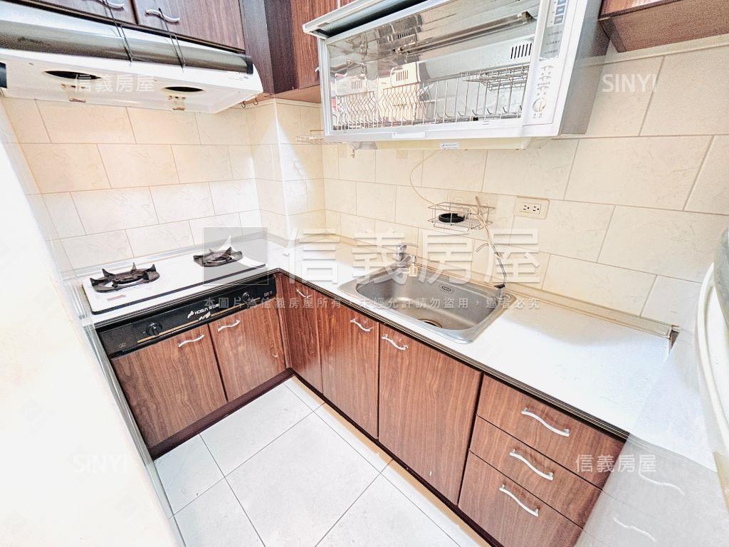 專任椰林書鄉稀有庭院戶房屋室內格局與周邊環境