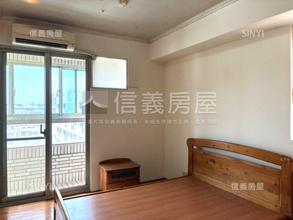 荷蘭村視野三房車位房屋室內格局與周邊環境