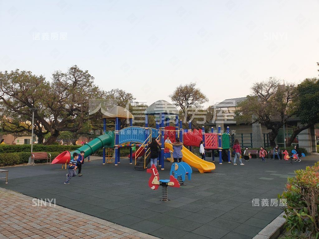 皇普莊園Ｈ棟邊間高樓視野房屋室內格局與周邊環境