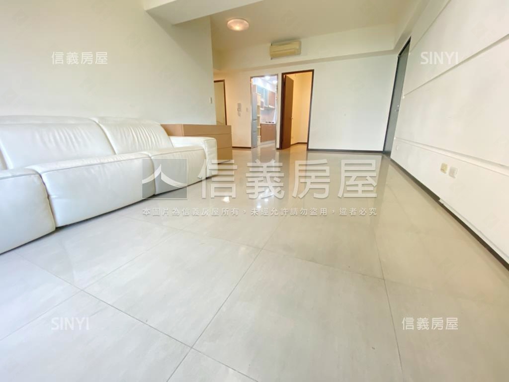 鉅虹創造之旅３房車位可看房屋室內格局與周邊環境
